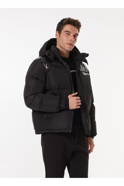 Karl Lagerfeld KLJ PUFFER JACKET Kapüşon Yaka Baskılı Siyah Erkek Mont 245D1505
