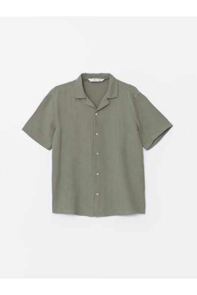 LC Waikiki قميص رجالي قصير الأكمام ذو مقاس قياسي (S5)