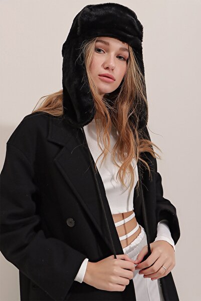 VAGGON Women's Black Plush Soft Hat with Earmuffs Prmx2427