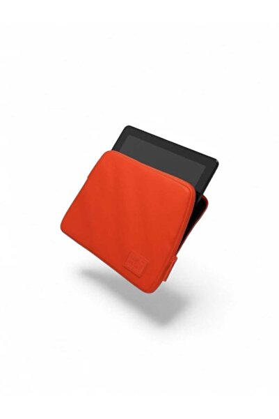 Bande à Part Stylish and modern laptop bag from - - Small size