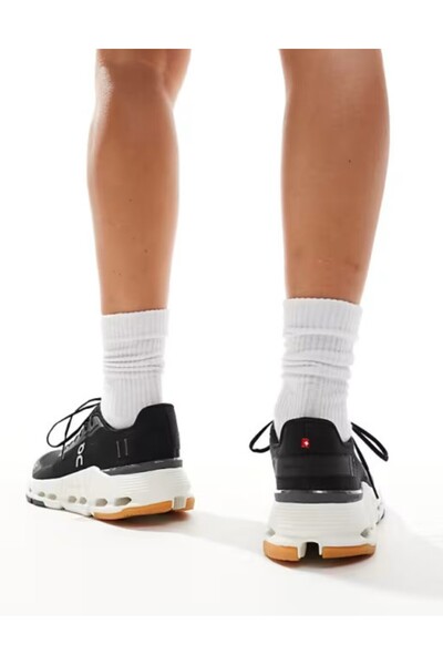 On Running Women's Cloudnova Form 2 | Black | 3WE30171430