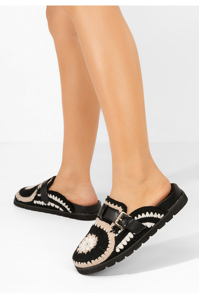 B T Shoes Černé dámské dřeváky Pamila