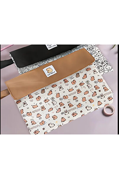 La Petite Boheme Capybara Temalı Laptop Kılıfı