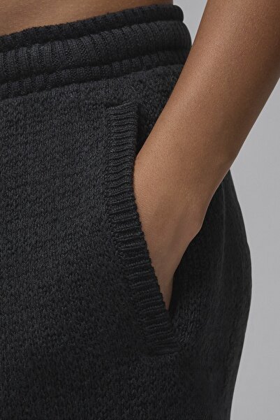Nike Air Jordan Loose Fit Women's Knit Shorts Kadın Bol Kesim Örgü Şort Siyah