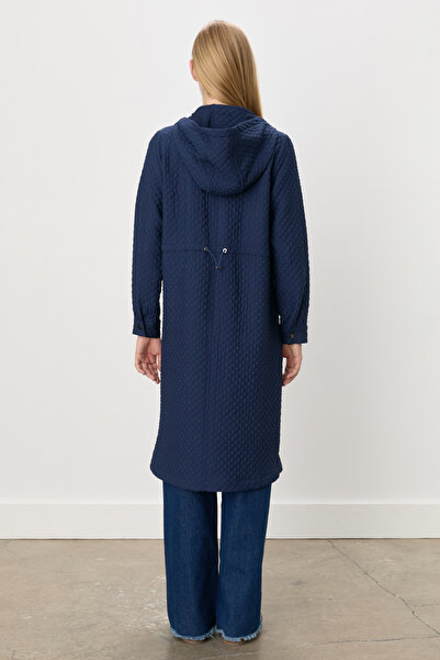 Nihan İnce Kapitone Beli Büzgülü Kap Lacivert