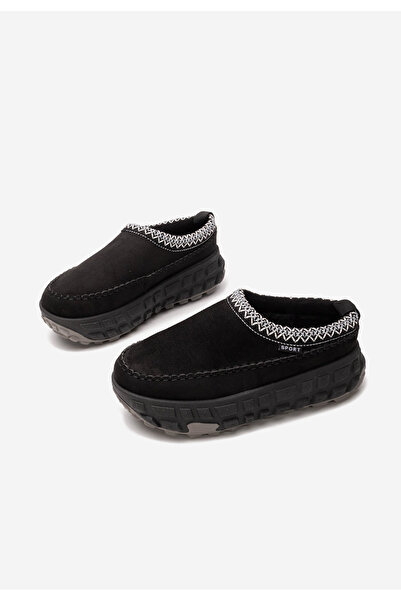 B T Shoes Černé dámské dřeváky Novela