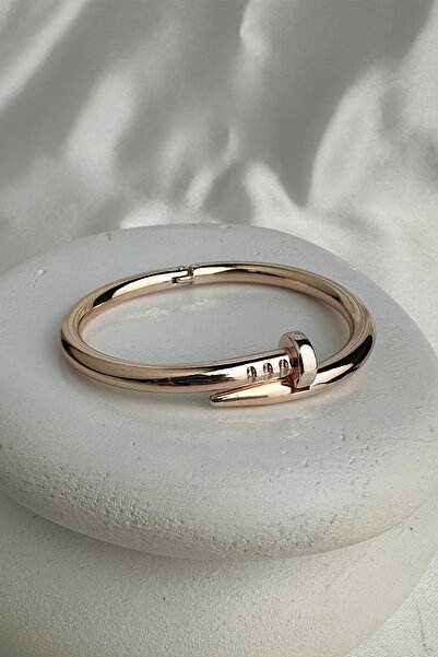 Modex Shiny Metal Nail Bracelet (Inner Diameter: 6cm)