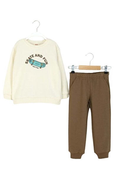 ww waka waka kids store Σετ με εμπριμέ φούτερ και παντελόνι για αγόρια