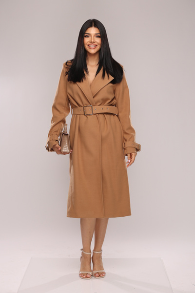 Pretty Women's coat with belt
