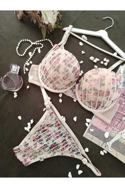 womensWorld1 طقم حمالة صدر بلون البشرة مع نمط زهور فضية