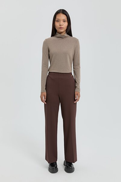 Nihan Ütü İzli Boru Paça Örme Pantolon Kahve