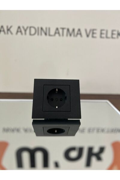wak Ovivo Black Socket (Frame Included)