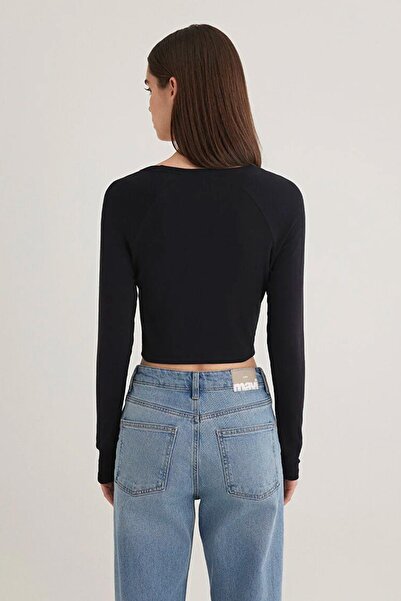 TENA Women's Black Long Sleeve V-Neck Blouse