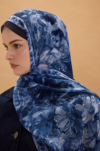 cs camellia scarf Σάλι από μεταξωτό κρεπ Φλωρεντίας - Μπλε ναυτικό