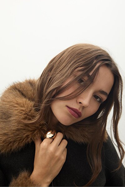 Stradivarius Suni kürk detaylı ceket