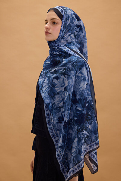 cs camellia scarf Σάλι από μεταξωτό κρεπ Φλωρεντίας - Μπλε ναυτικό