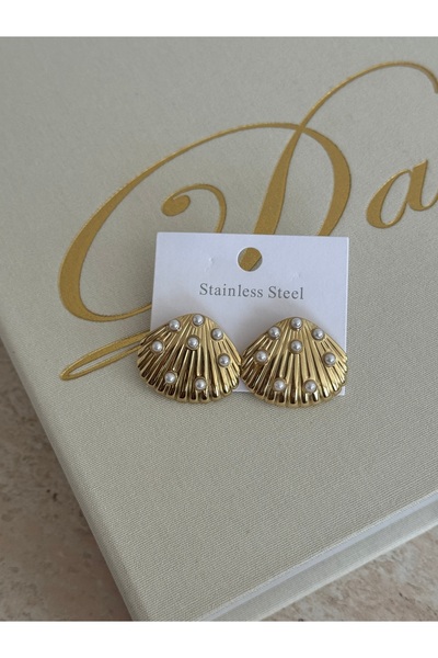 LUXSTONE Oyster Shell Pearl Gold Earrings