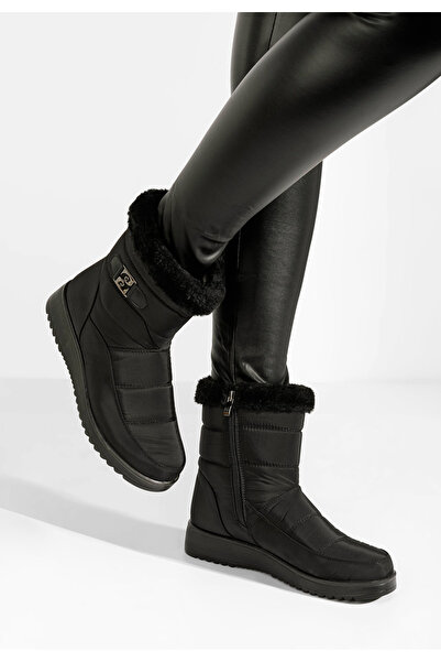 B T Shoes Černé dámské sněhule Elsya