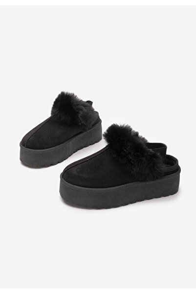 B T Shoes Černé dámské dřeváky Hallie