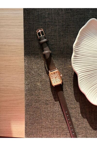 rubsey ساعة يد نسائية كلاسيكية بسلك جلدي بسيط