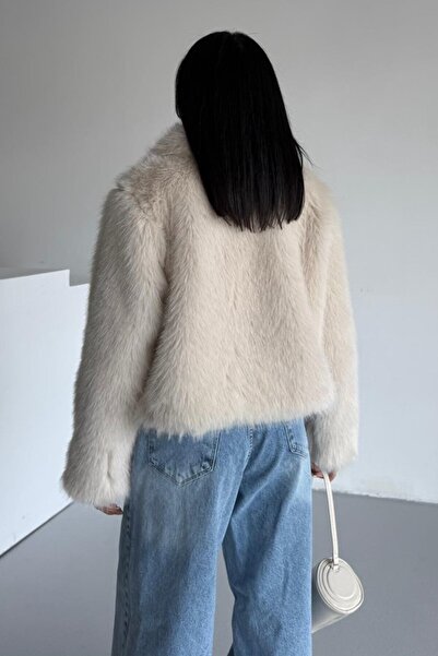 moda armanc Premium Fur with Soft Touch Lining and Zipper Closure