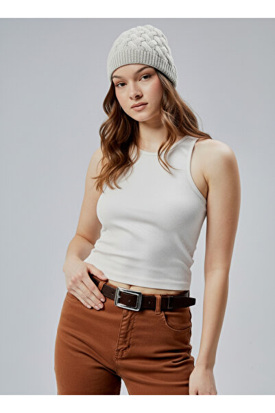 derikem Стильна жіноча шапка з трикотажу з підкладкою та плетеним візерунком