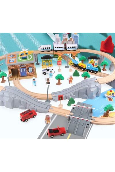 SARALMA Large wooden train track set with electric locomotive and lots of details to play with