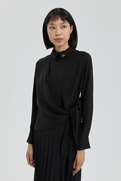 Nihan Bağlama Detaylı Bluz Siyah
