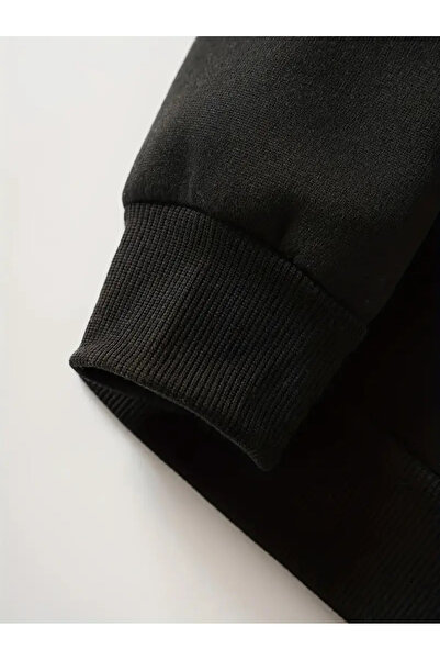 Jooy Суитшърт с лъвска кожа и черна лента на деколтето