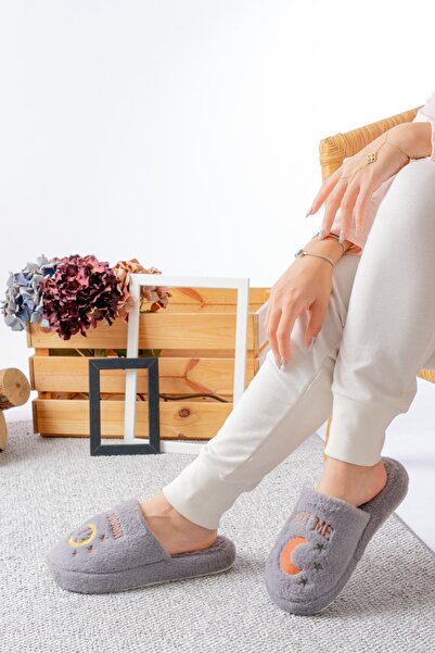 Slipcat Plush Day and Night Women's Indoor Slippers Plush House Slippers Guest Slippers Bundle Slippers