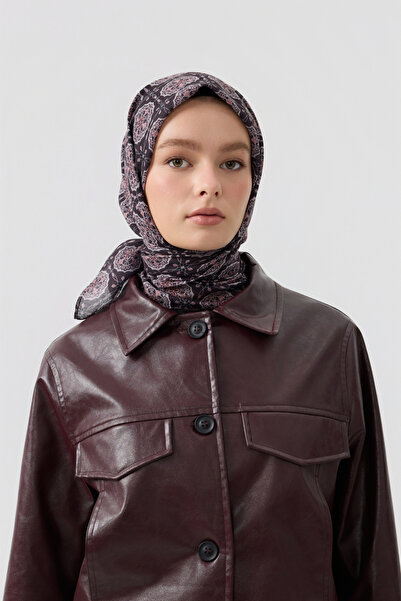 Qef وشاح قطني مزين بزخارف البرقوق والكرز