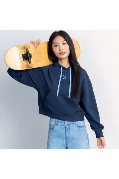 Giordano Women’s Loose Fit French Terry Hoodie with Embroidery