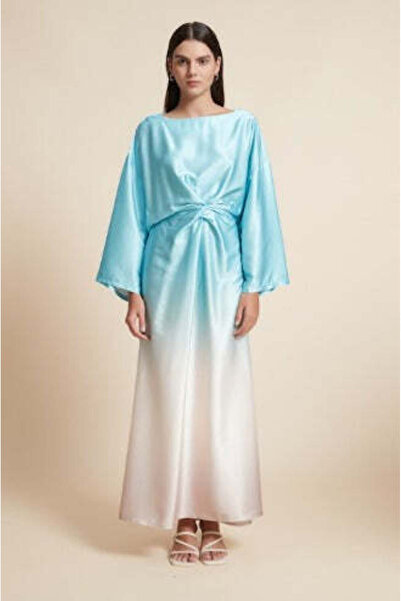 Yola فستان ماكسي بأكمام طويلة