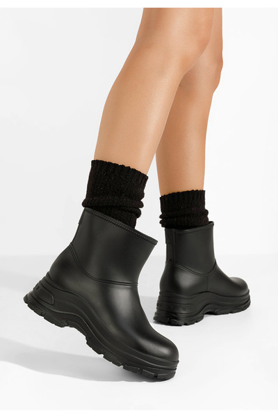 B T Shoes Elenita black rubber boots