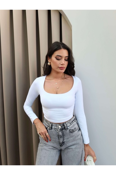 ESRAHELVACI Open Neckline Gathered Waist Blouse