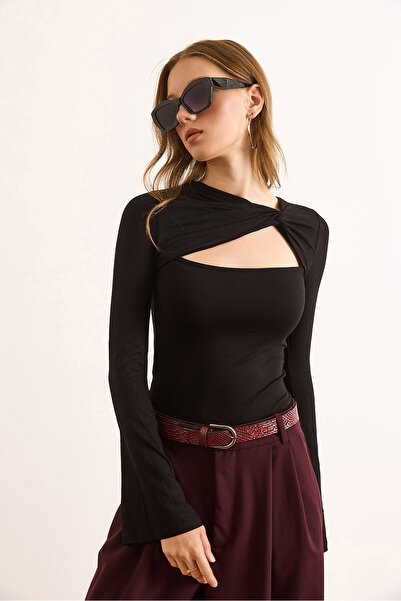 Olalook Women's Black Roba Low-Cut Flexible Viscose Blouse Blz-19003108