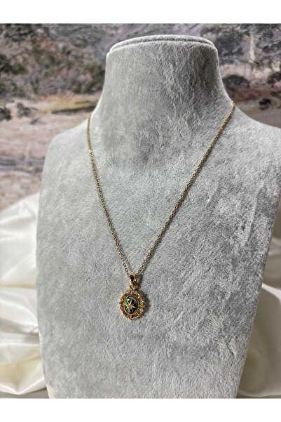 Uzak Işıklar قلادة فولاذية مرصعة بحجر الزركون على شكل نجمة ولون أخضر ذهبي