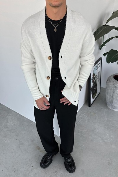 TÜZeMEN Soft Wool Cardigan