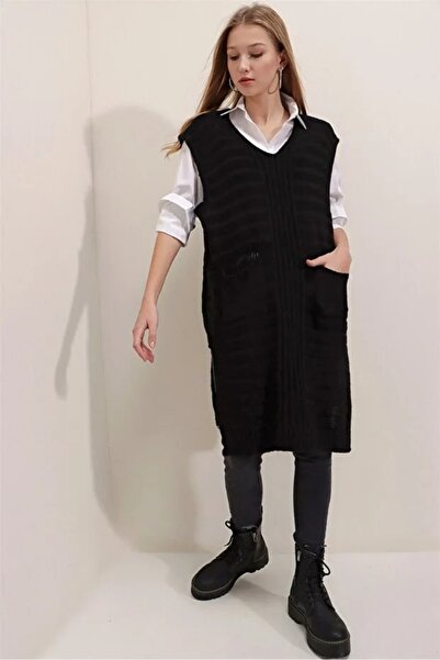 Genel Markalar Kadın V Yaka Şerit Detaylı Cepli Kolsuz Yırtmaçlı Yumuşak Dokulu Panço Siyah