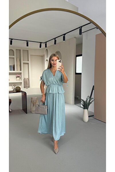 Sezgi Tekin Turquoise Skirt Blouse Set with Wrinkle Effect