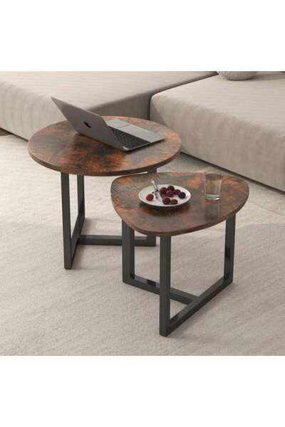 Un An artistic and elegant nesting table set for a modern and tidy space!