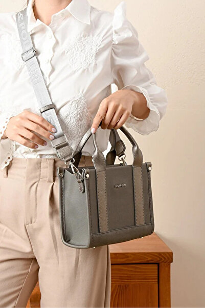 Just Polo Women's New Season Adjustable Strap Luxury Hand and Shoulder Bag Shoulder Bag Size: 19 X 23 cm