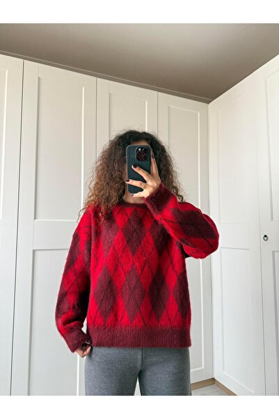 Betül Nayir Bearded Baklava Slice Sweater -Red