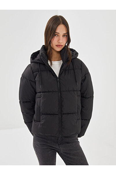 LC Waikiki Hooded Women's Puffer Coat