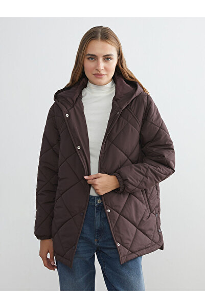 LC Waikiki UZG Store'dan Stilinizi Oluşturun | Kapüşonlu Kapitone Kadın Şişme Mont