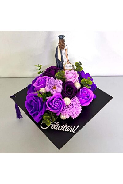 velve Aranjament floral pentru absolvire, cutie in forma de toc, topper absol...