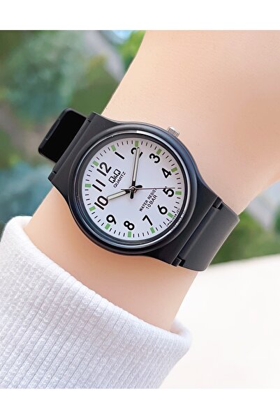 Q&Q 10 Atm Waterproof Children's Watch with Silicone Strap, 2 Years Machine Warranty