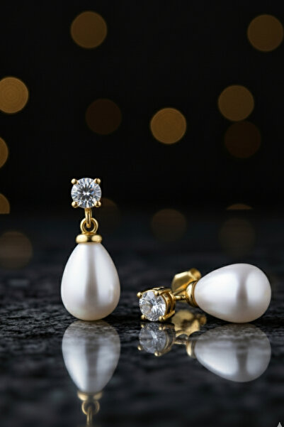 bymissmücevherat Tektaş Damla İnci Küpe 925 Ayar Gümüş 14K Gold Renk | 7x9 mm Damla İnci, 4 mm Tektaşlı