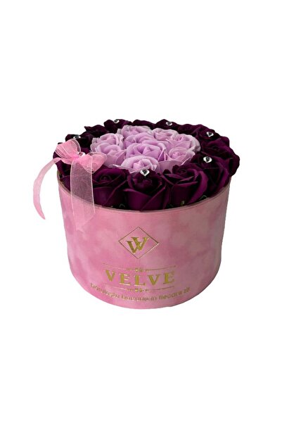 velve Aranjament floral Splendor in doua culori, in cutie de catifea cu trandafiri de sapun, Mov-Lila