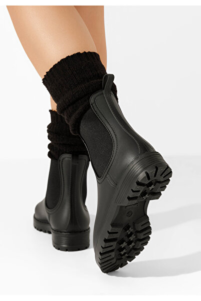 B T Shoes Godiva black rubber boots